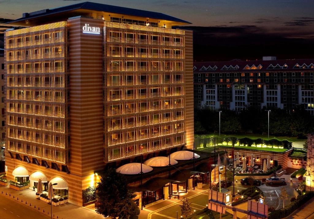 تور استانبول هتل Divan