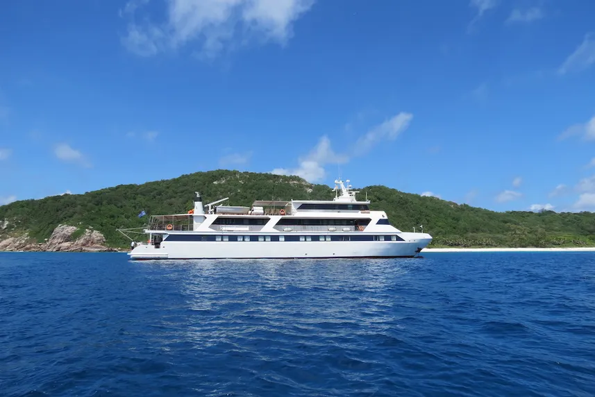 Seychelles Modern Cruise tour